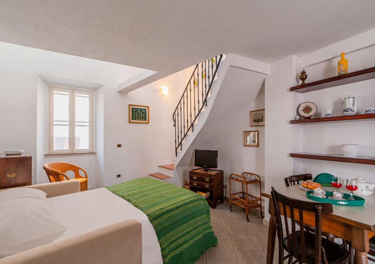 Murphy Holiday Home - Casa Papini La Maddalena  Eksteriør bilde